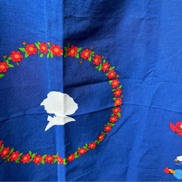 Vintage Danish Hans Christian Andersen Folktale Wall Hanging - Picture 6 of 13